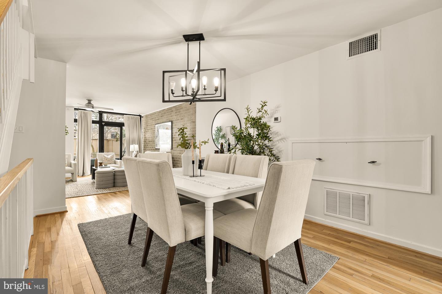 363 N ST SW #363, WASHINGTON, District Of Columbia 20024, 3 Bedrooms Bedrooms, ,3 BathroomsBathrooms,Residential,For sale,363 N ST SW #363,DCDC2245104 MLS # DCDC2245104