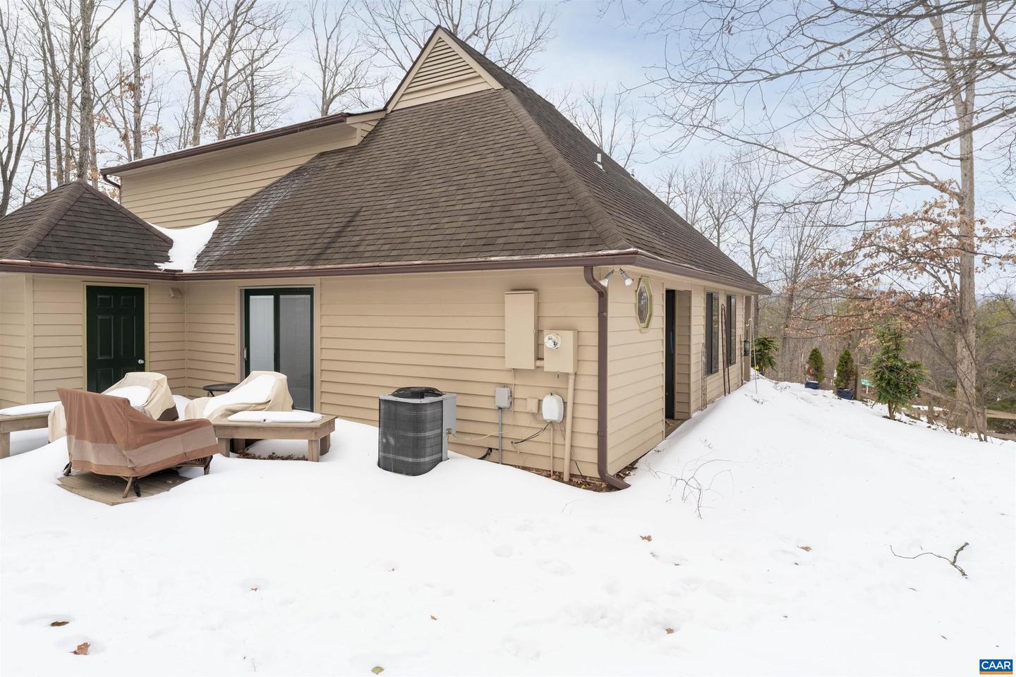 1301 CREEKSIDE DR, CHARLOTTESVILLE, Virginia 22902, 3 Bedrooms Bedrooms, ,2 BathroomsBathrooms,Residential,For sale,1301 CREEKSIDE DR,673102 MLS # 673102