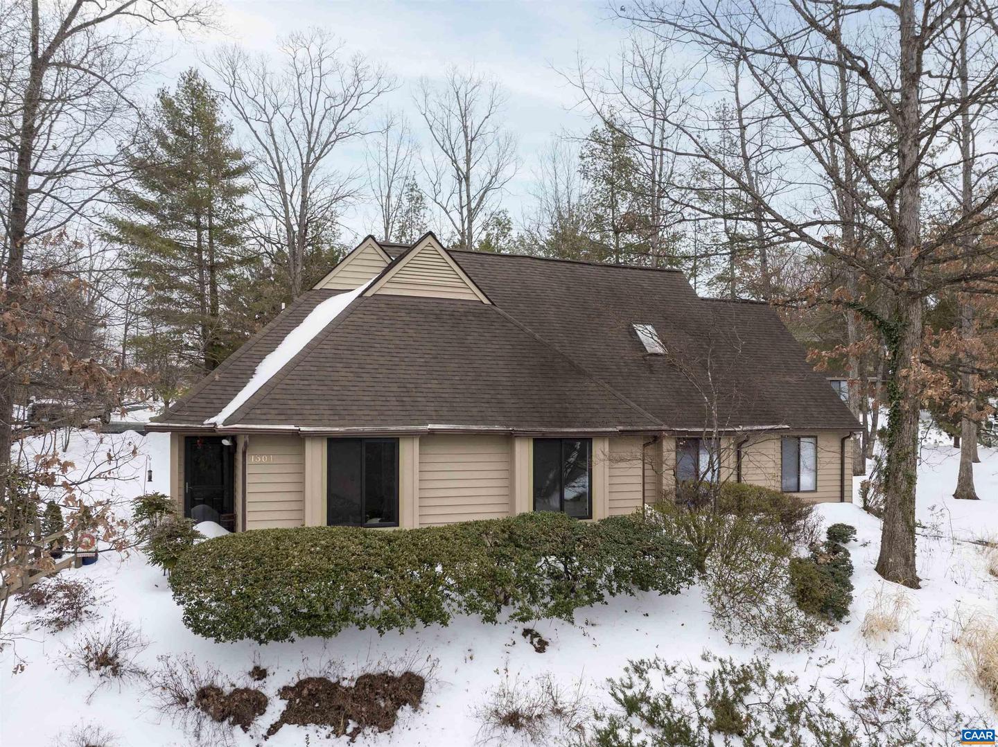 1301 CREEKSIDE DR, CHARLOTTESVILLE, Virginia 22902, 3 Bedrooms Bedrooms, ,2 BathroomsBathrooms,Residential,For sale,1301 CREEKSIDE DR,673102 MLS # 673102