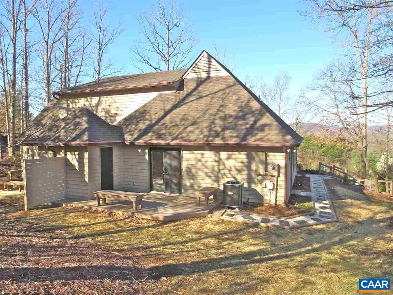 1301 CREEKSIDE DR, CHARLOTTESVILLE, Virginia 22902, 3 Bedrooms Bedrooms, ,2 BathroomsBathrooms,Residential,For sale,1301 CREEKSIDE DR,673102 MLS # 673102