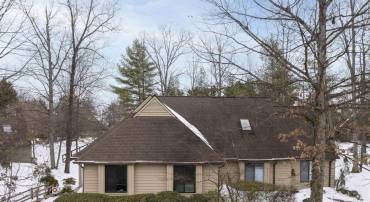 1301 CREEKSIDE DR, CHARLOTTESVILLE, Virginia 22902, 3 Bedrooms Bedrooms, ,2 BathroomsBathrooms,Residential,For sale,1301 CREEKSIDE DR,673102 MLS # 673102