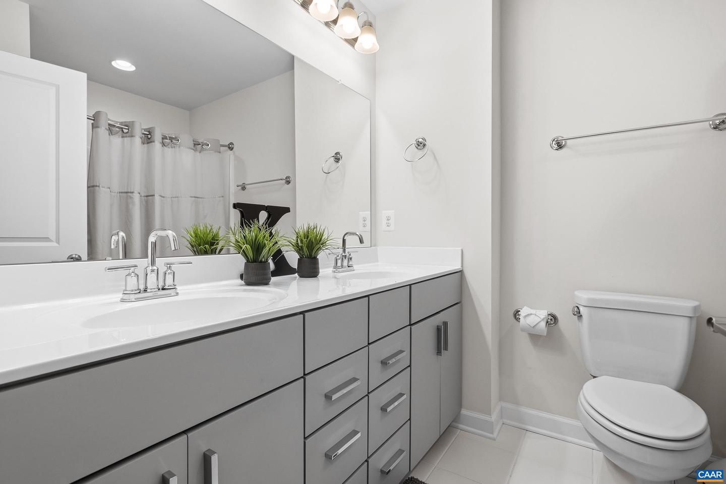 2240 FOWLER CIR, CHARLOTTESVILLE, Virginia 22901, 3 Bedrooms Bedrooms, ,3 BathroomsBathrooms,Residential,For sale,2240 FOWLER CIR,673108 MLS # 673108