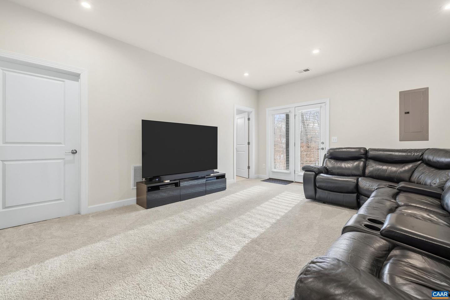 2240 FOWLER CIR, CHARLOTTESVILLE, Virginia 22901, 3 Bedrooms Bedrooms, ,3 BathroomsBathrooms,Residential,For sale,2240 FOWLER CIR,673108 MLS # 673108