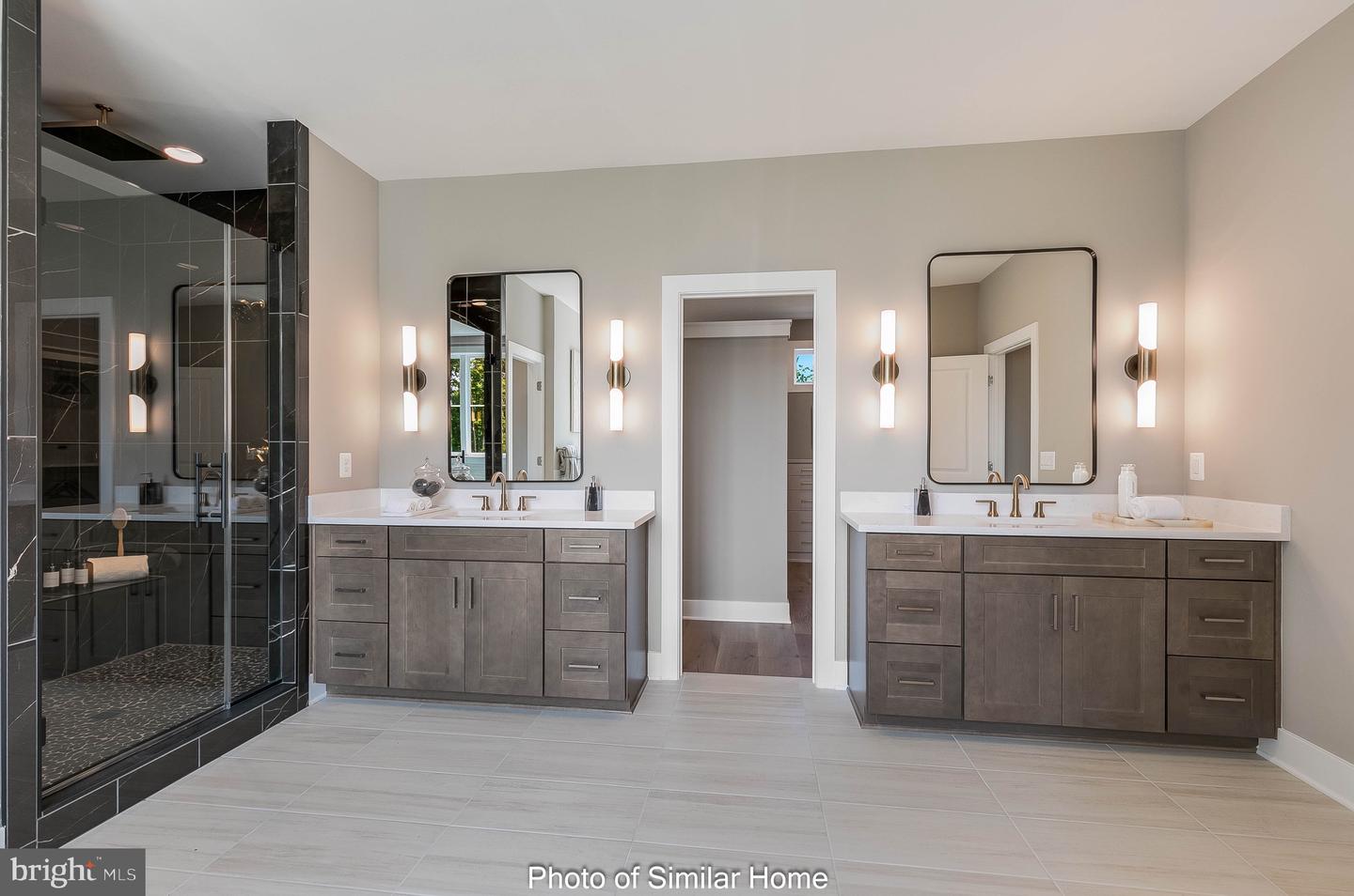 4805 FOX CHAPEL RD, FAIRFAX, Virginia 22030, 6 Bedrooms Bedrooms, ,6 BathroomsBathrooms,Residential,For sale,4805 FOX CHAPEL RD,VAFX2289714 MLS # VAFX2289714