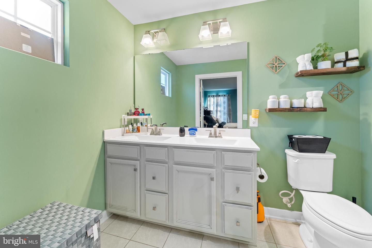 18261 SIGNATURE WAY, RUTHER GLEN, Virginia 22546, 4 Bedrooms Bedrooms, ,3 BathroomsBathrooms,Residential,For sale,18261 SIGNATURE WAY,VACV2009500 MLS # VACV2009500