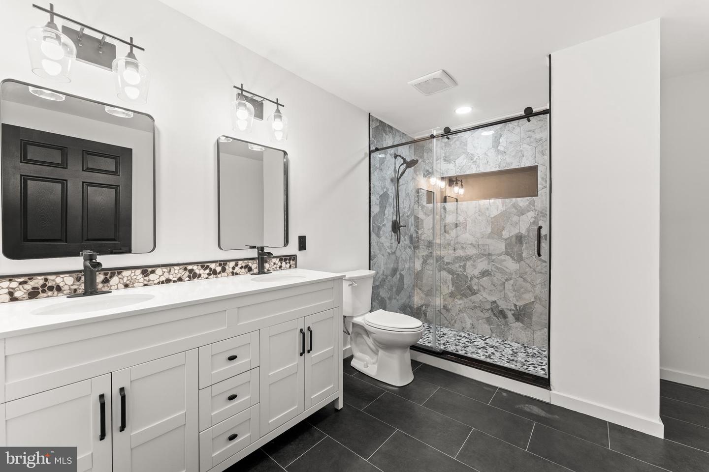 18261 SIGNATURE WAY, RUTHER GLEN, Virginia 22546, 4 Bedrooms Bedrooms, ,3 BathroomsBathrooms,Residential,For sale,18261 SIGNATURE WAY,VACV2009500 MLS # VACV2009500