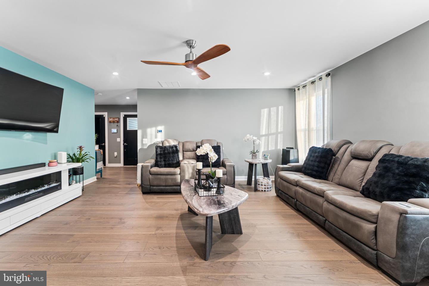 18261 SIGNATURE WAY, RUTHER GLEN, Virginia 22546, 4 Bedrooms Bedrooms, ,3 BathroomsBathrooms,Residential,For sale,18261 SIGNATURE WAY,VACV2009500 MLS # VACV2009500