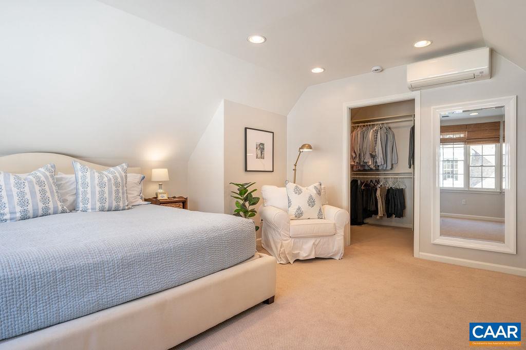 2417 HOLKHAM DR, CHARLOTTESVILLE, Virginia 22901, 6 Bedrooms Bedrooms, ,4 BathroomsBathrooms,Residential,For sale,2417 HOLKHAM DR,673125 MLS # 673125 2417 HOLKHAM DR, CHARLOTTESVILLE, Virginia 22901, 6 Bedrooms Bedrooms, ,4 BathroomsBathrooms,Residential,For sale,2417 HOLKHAM DR,673125 MLS # 673125