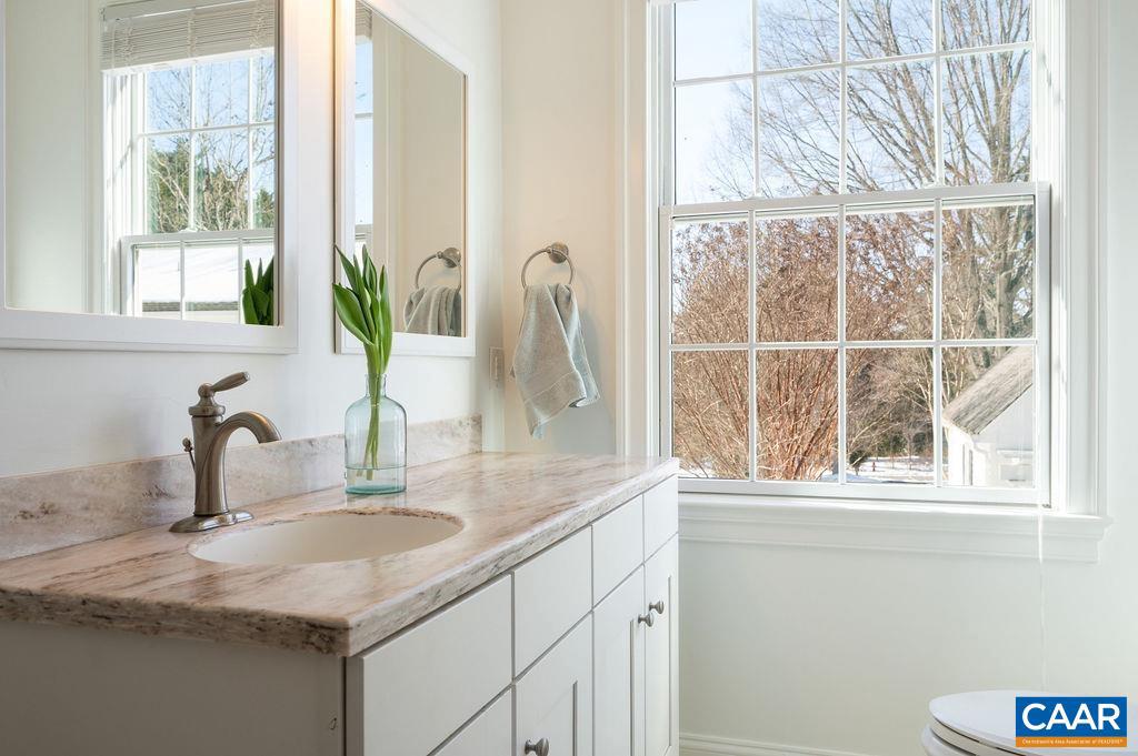 2417 HOLKHAM DR, CHARLOTTESVILLE, Virginia 22901, 6 Bedrooms Bedrooms, ,4 BathroomsBathrooms,Residential,For sale,2417 HOLKHAM DR,673125 MLS # 673125 2417 HOLKHAM DR, CHARLOTTESVILLE, Virginia 22901, 6 Bedrooms Bedrooms, ,4 BathroomsBathrooms,Residential,For sale,2417 HOLKHAM DR,673125 MLS # 673125