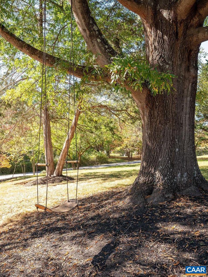 2417 HOLKHAM DR, CHARLOTTESVILLE, Virginia 22901, 6 Bedrooms Bedrooms, ,4 BathroomsBathrooms,Residential,For sale,2417 HOLKHAM DR,673125 MLS # 673125 2417 HOLKHAM DR, CHARLOTTESVILLE, Virginia 22901, 6 Bedrooms Bedrooms, ,4 BathroomsBathrooms,Residential,For sale,2417 HOLKHAM DR,673125 MLS # 673125