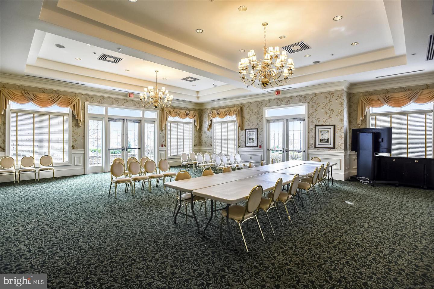 20763 CRESCENT POINTE PL, ASHBURN, Virginia 20147, 3 Bedrooms Bedrooms, ,3 BathroomsBathrooms,Residential,For sale,20763 CRESCENT POINTE PL,VALO2115330 MLS # VALO2115330