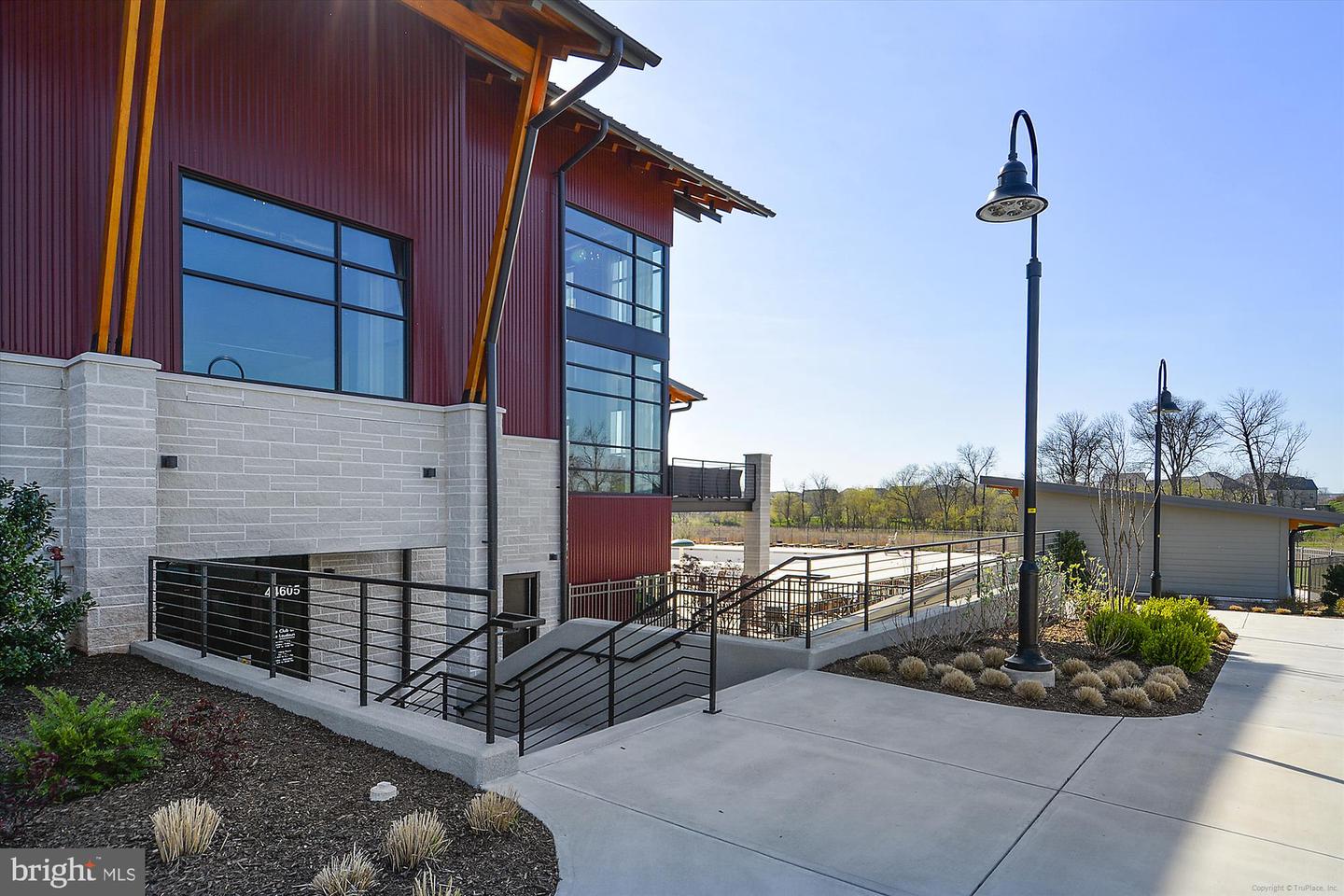 20763 CRESCENT POINTE PL, ASHBURN, Virginia 20147, 3 Bedrooms Bedrooms, ,3 BathroomsBathrooms,Residential,For sale,20763 CRESCENT POINTE PL,VALO2115330 MLS # VALO2115330