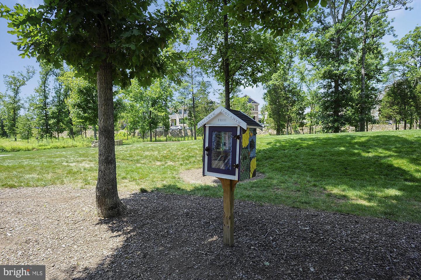 20763 CRESCENT POINTE PL, ASHBURN, Virginia 20147, 3 Bedrooms Bedrooms, ,3 BathroomsBathrooms,Residential,For sale,20763 CRESCENT POINTE PL,VALO2115330 MLS # VALO2115330