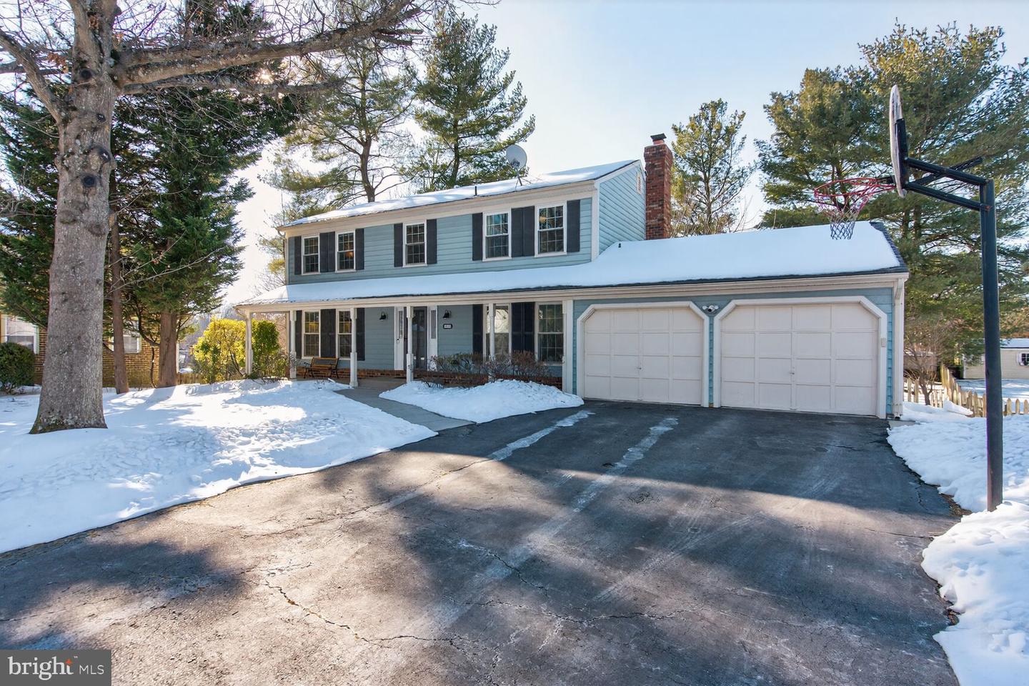 5610 WOOD THRUSH CT, FAIRFAX, Virginia 22032, 5 Bedrooms Bedrooms, ,2 BathroomsBathrooms,Residential,For sale,5610 WOOD THRUSH CT,VAFX2289302 MLS # VAFX2289302