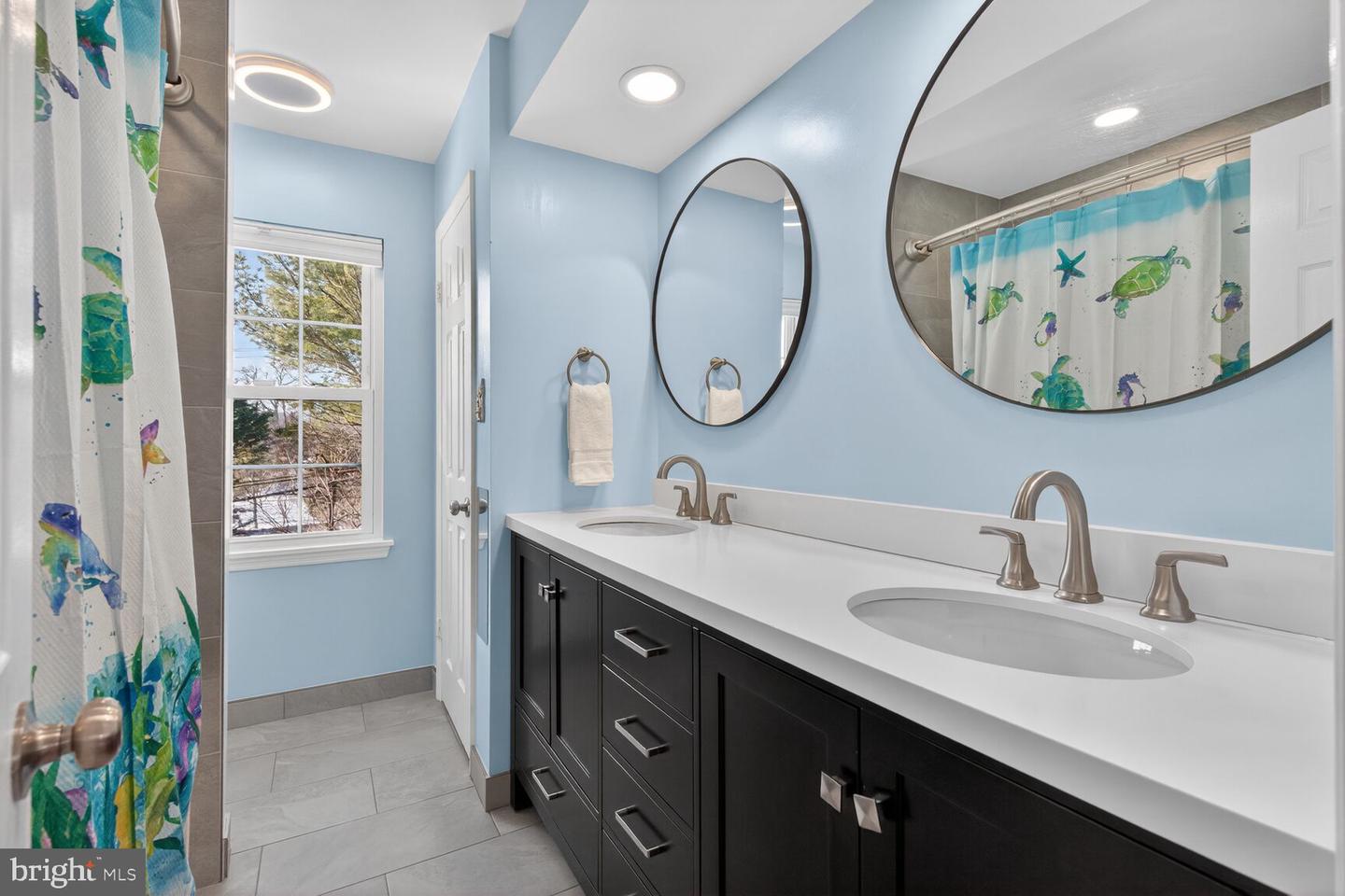 5610 WOOD THRUSH CT, FAIRFAX, Virginia 22032, 5 Bedrooms Bedrooms, ,2 BathroomsBathrooms,Residential,For sale,5610 WOOD THRUSH CT,VAFX2289302 MLS # VAFX2289302