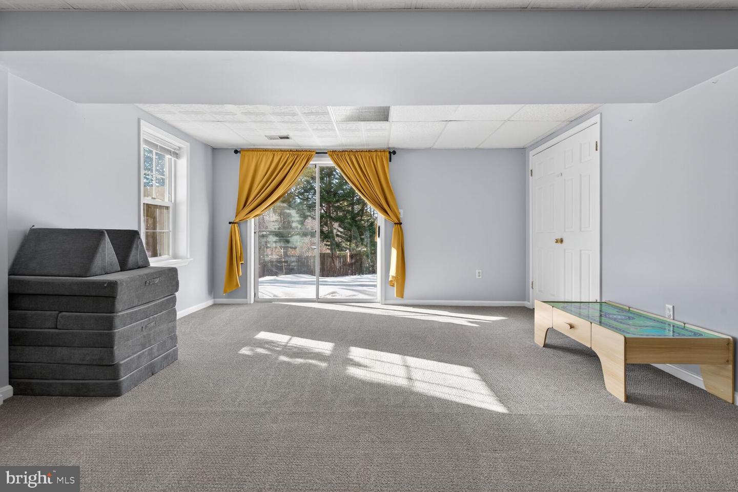 5610 WOOD THRUSH CT, FAIRFAX, Virginia 22032, 5 Bedrooms Bedrooms, ,2 BathroomsBathrooms,Residential,For sale,5610 WOOD THRUSH CT,VAFX2289302 MLS # VAFX2289302