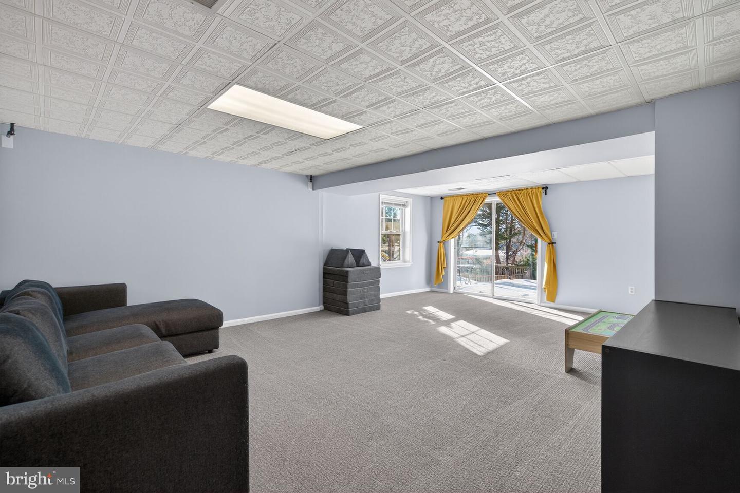 5610 WOOD THRUSH CT, FAIRFAX, Virginia 22032, 5 Bedrooms Bedrooms, ,2 BathroomsBathrooms,Residential,For sale,5610 WOOD THRUSH CT,VAFX2289302 MLS # VAFX2289302