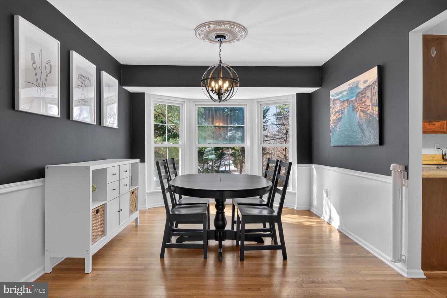 5610 WOOD THRUSH CT, FAIRFAX, Virginia 22032, 5 Bedrooms Bedrooms, ,2 BathroomsBathrooms,Residential,For sale,5610 WOOD THRUSH CT,VAFX2289302 MLS # VAFX2289302