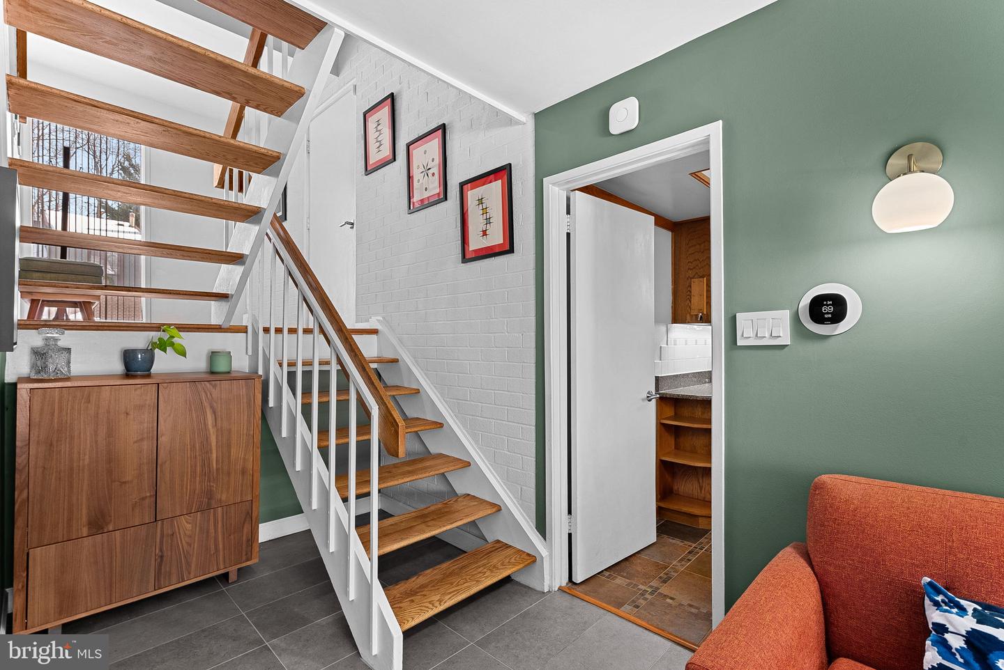 1628 GREENBRIAR CT, RESTON, Virginia 20190, 4 Bedrooms Bedrooms, ,2 BathroomsBathrooms,Residential,For sale,1628 GREENBRIAR CT,VAFX2289320 MLS # VAFX2289320