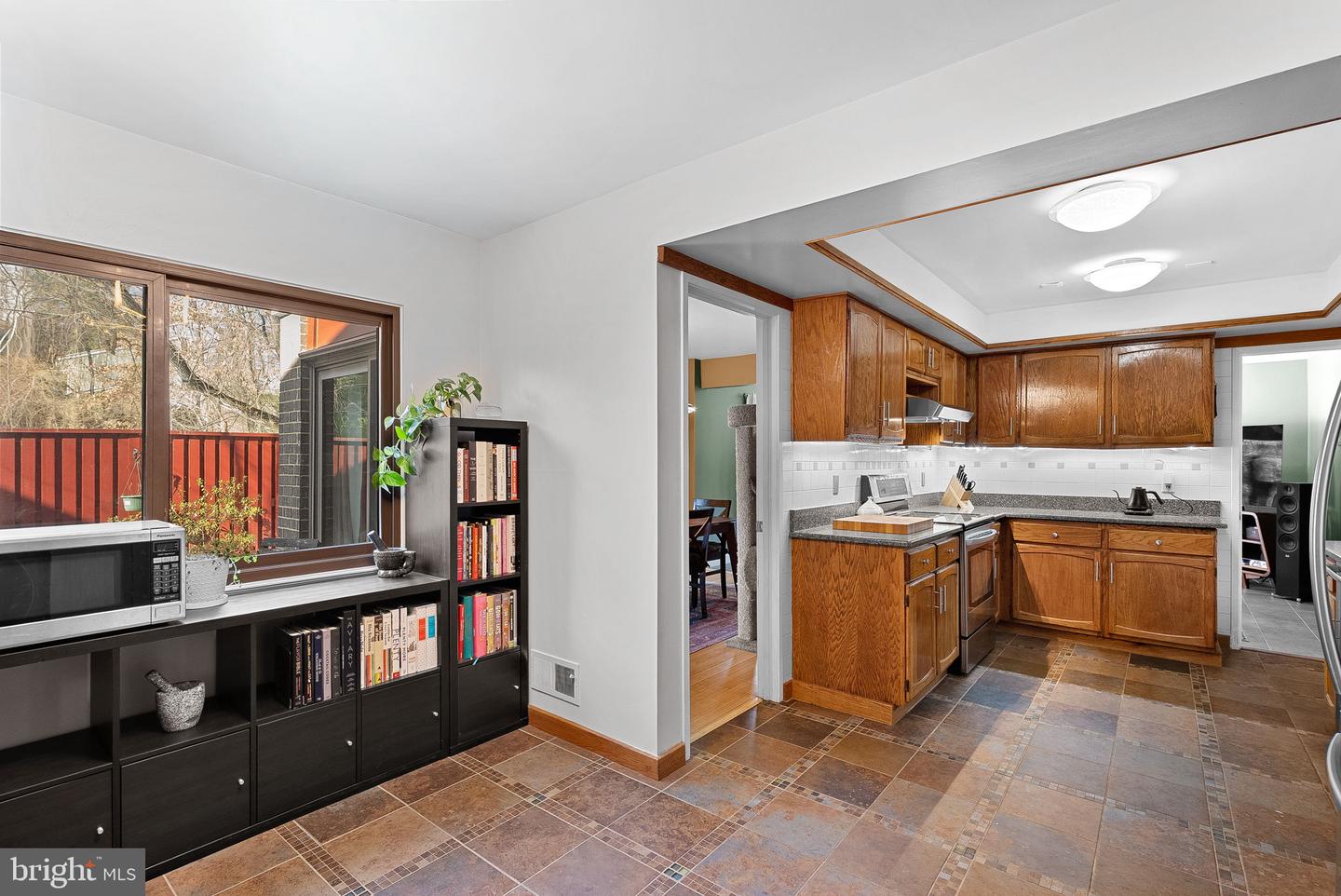 1628 GREENBRIAR CT, RESTON, Virginia 20190, 4 Bedrooms Bedrooms, ,2 BathroomsBathrooms,Residential,For sale,1628 GREENBRIAR CT,VAFX2289320 MLS # VAFX2289320