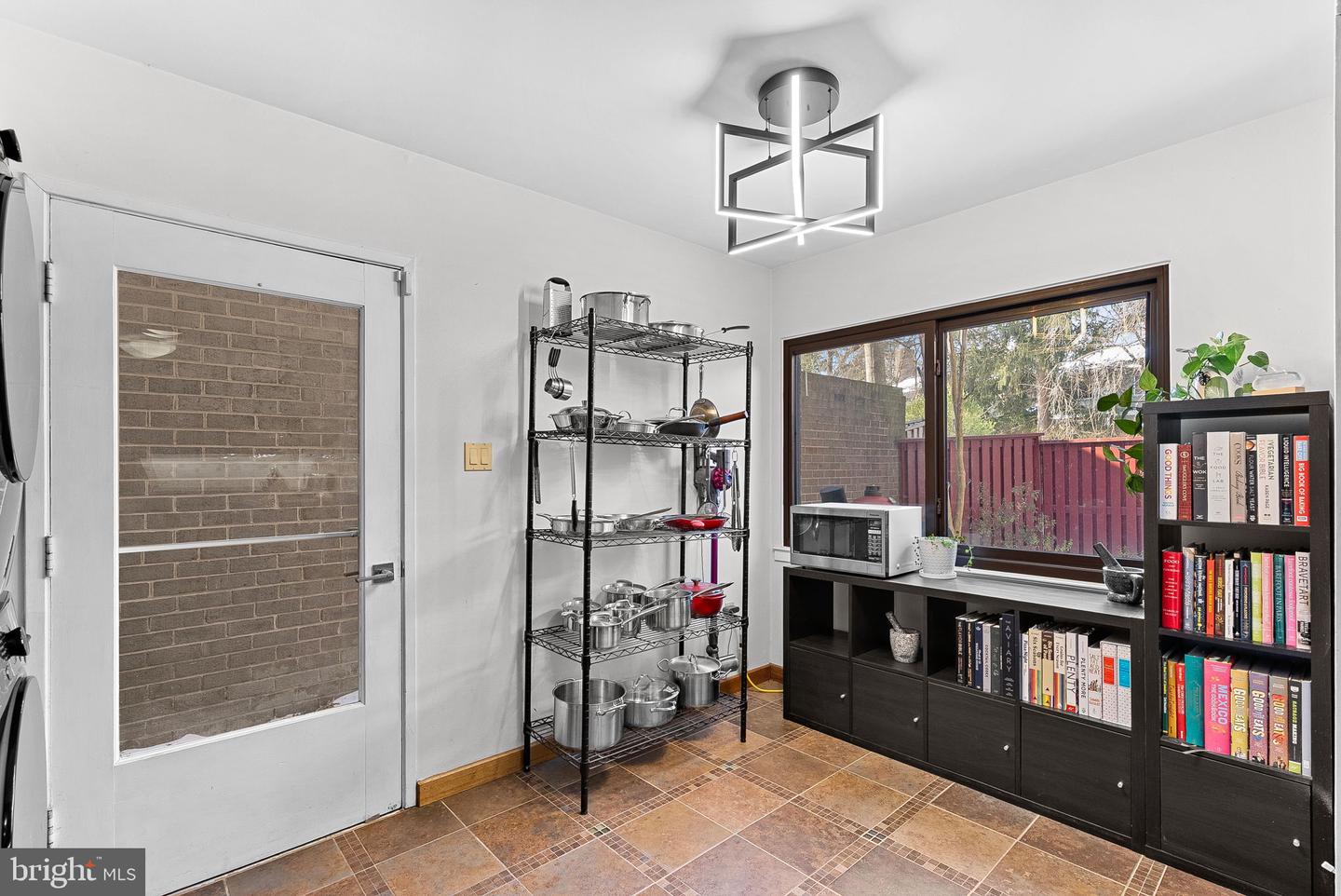 1628 GREENBRIAR CT, RESTON, Virginia 20190, 4 Bedrooms Bedrooms, ,2 BathroomsBathrooms,Residential,For sale,1628 GREENBRIAR CT,VAFX2289320 MLS # VAFX2289320