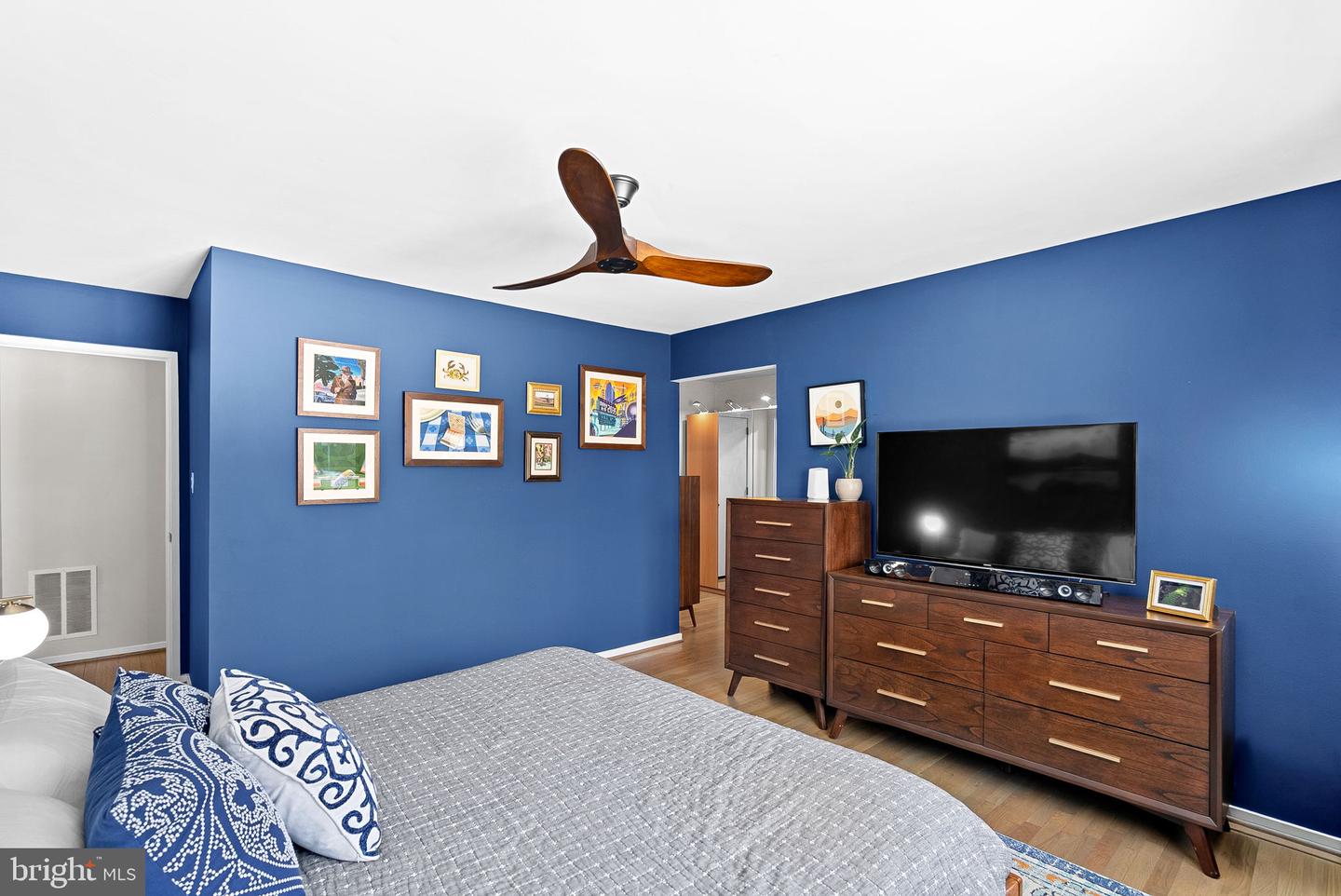 1628 GREENBRIAR CT, RESTON, Virginia 20190, 4 Bedrooms Bedrooms, ,2 BathroomsBathrooms,Residential,For sale,1628 GREENBRIAR CT,VAFX2289320 MLS # VAFX2289320