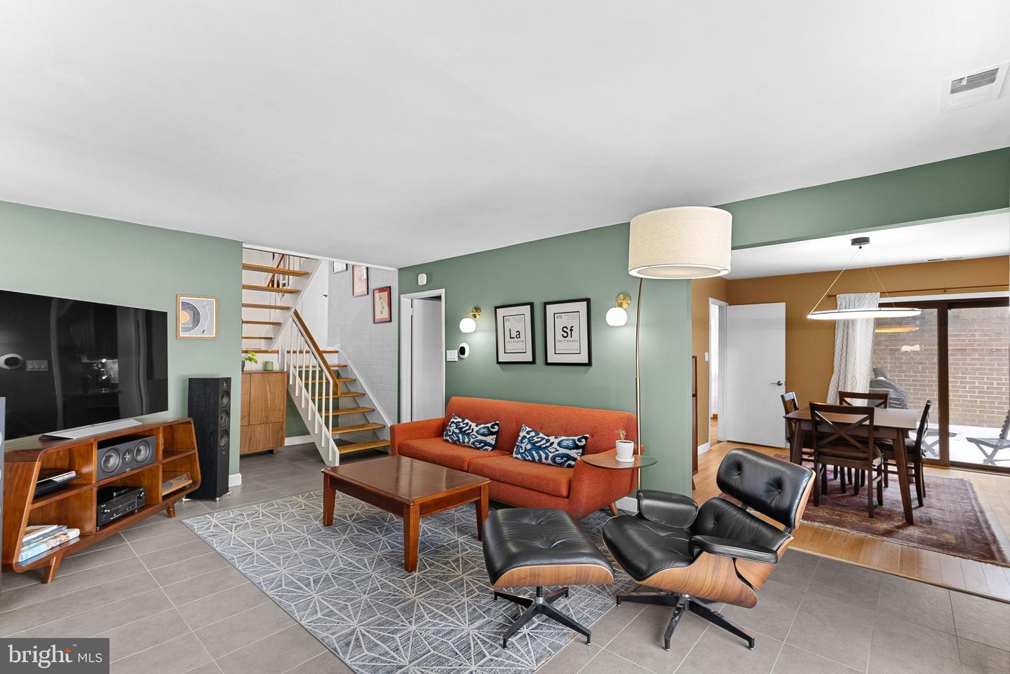 1628 GREENBRIAR CT, RESTON, Virginia 20190, 4 Bedrooms Bedrooms, ,2 BathroomsBathrooms,Residential,For sale,1628 GREENBRIAR CT,VAFX2289320 MLS # VAFX2289320