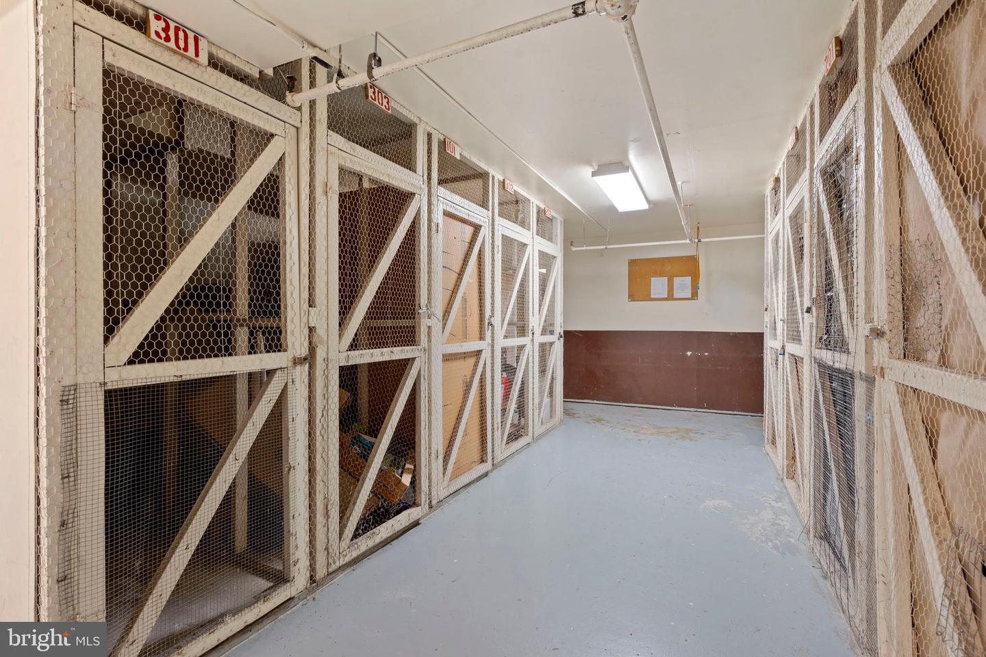 10171 FAIR WOODS DR #301, FAIRFAX, Virginia 22030, 2 Bedrooms Bedrooms, ,1 BathroomBathrooms,Residential,For sale,10171 FAIR WOODS DR #301,VAFC2007740 MLS # VAFC2007740