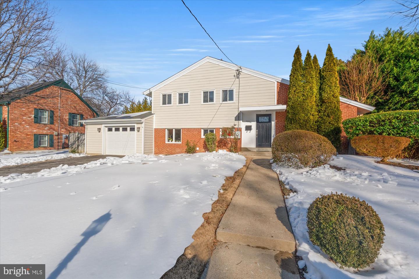 1024 CROTON DR, ALEXANDRIA, Virginia 22308, 3 Bedrooms Bedrooms, ,2 BathroomsBathrooms,Residential,For sale,1024 CROTON DR,VAFX2289344 MLS # VAFX2289344 1024 CROTON DR, ALEXANDRIA, Virginia 22308, 3 Bedrooms Bedrooms, ,2 BathroomsBathrooms,Residential,For sale,1024 CROTON DR,VAFX2289344 MLS # VAFX2289344