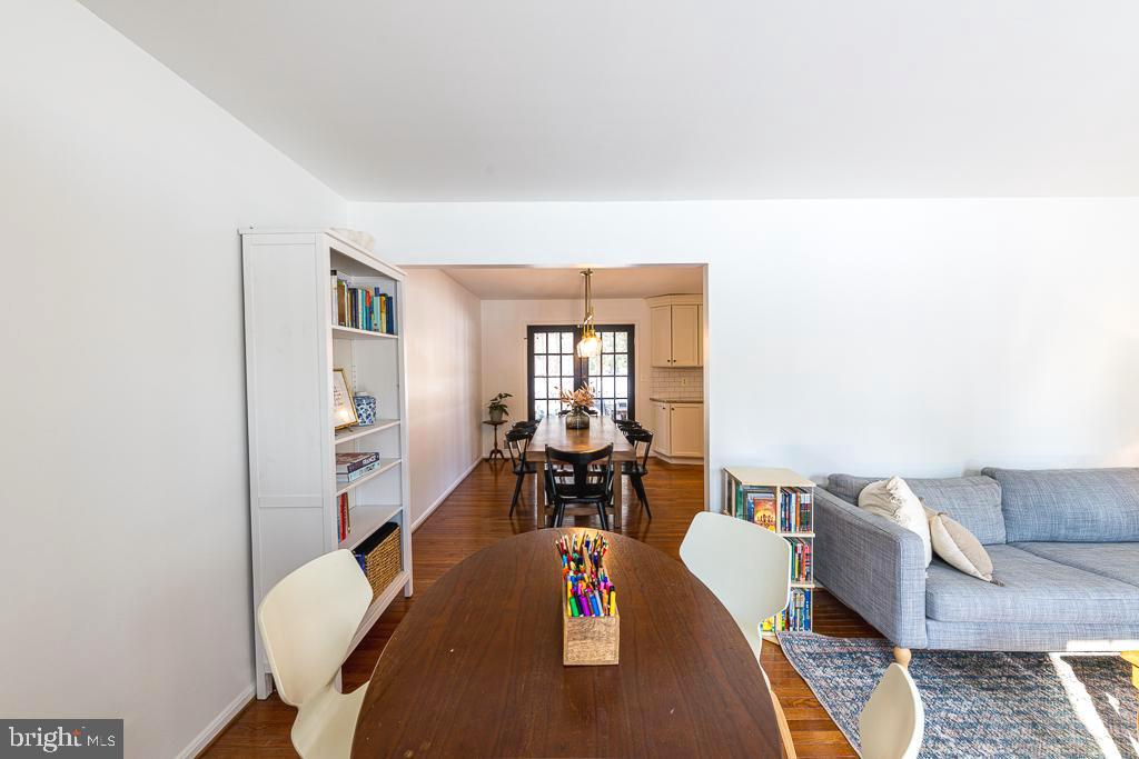 2510 LITTLE RIVER RD, HAYMARKET, Virginia 20169, 5 Bedrooms Bedrooms, 8 Rooms Rooms,2 BathroomsBathrooms,Residential,For sale,2510 LITTLE RIVER RD,VAPW2111992 MLS # VAPW2111992 2510 LITTLE RIVER RD, HAYMARKET, Virginia 20169, 5 Bedrooms Bedrooms, 8 Rooms Rooms,2 BathroomsBathrooms,Residential,For sale,2510 LITTLE RIVER RD,VAPW2111992 MLS # VAPW2111992