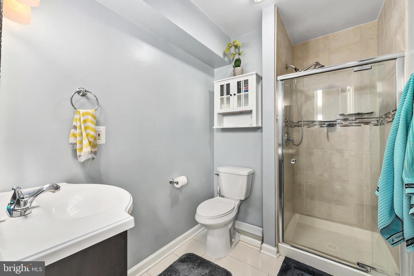 3031 DASHIELL RD, FALLS CHURCH, Virginia 22042, 5 Bedrooms Bedrooms, ,3 BathroomsBathrooms,Residential,For sale,3031 DASHIELL RD,VAFX2289424 MLS # VAFX2289424