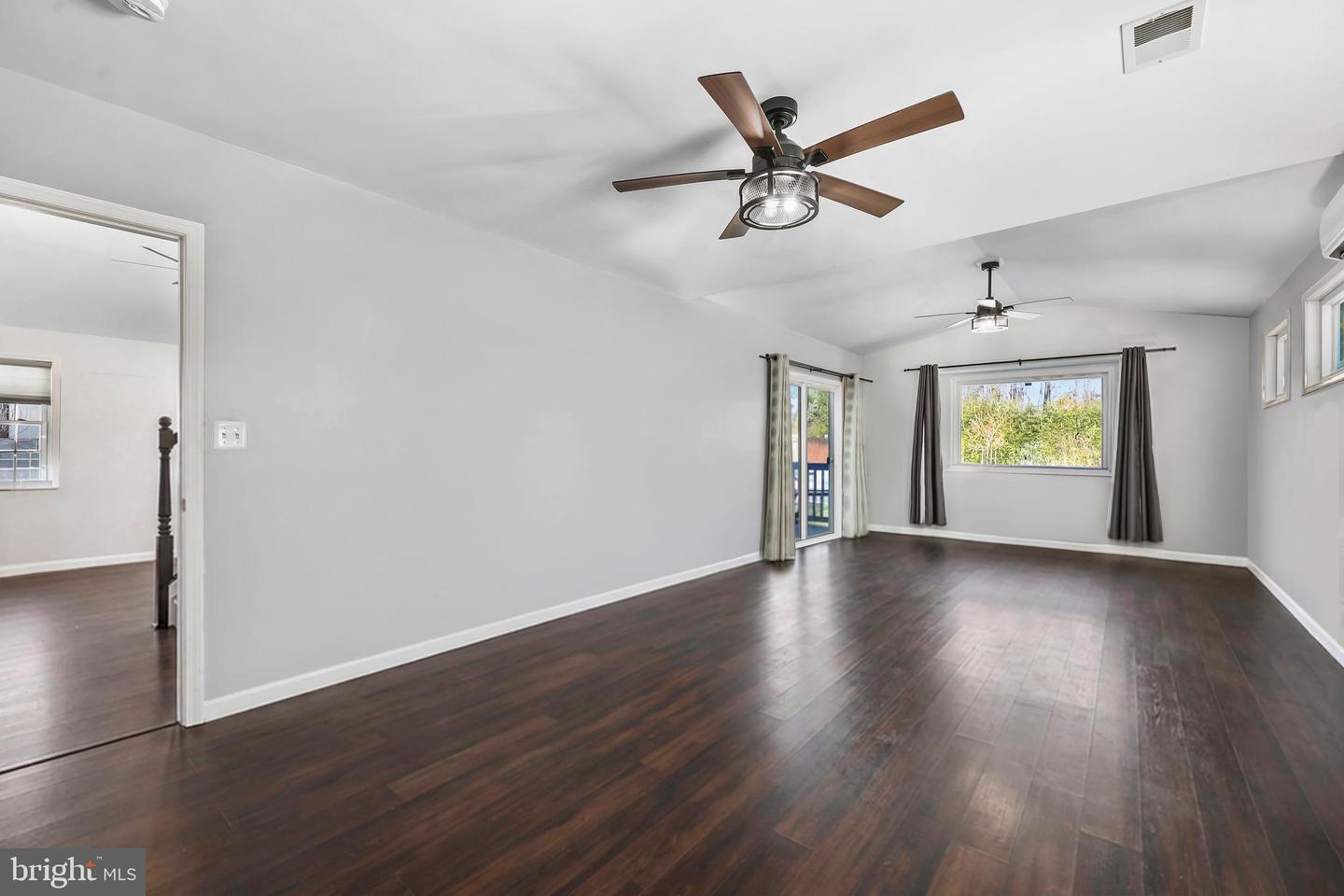 3031 DASHIELL RD, FALLS CHURCH, Virginia 22042, 5 Bedrooms Bedrooms, ,3 BathroomsBathrooms,Residential,For sale,3031 DASHIELL RD,VAFX2289424 MLS # VAFX2289424