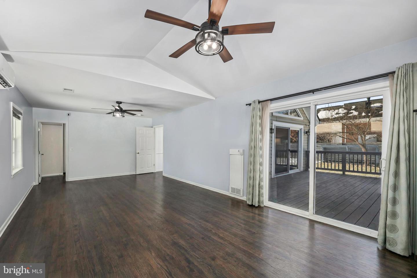 3031 DASHIELL RD, FALLS CHURCH, Virginia 22042, 5 Bedrooms Bedrooms, ,3 BathroomsBathrooms,Residential,For sale,3031 DASHIELL RD,VAFX2289424 MLS # VAFX2289424