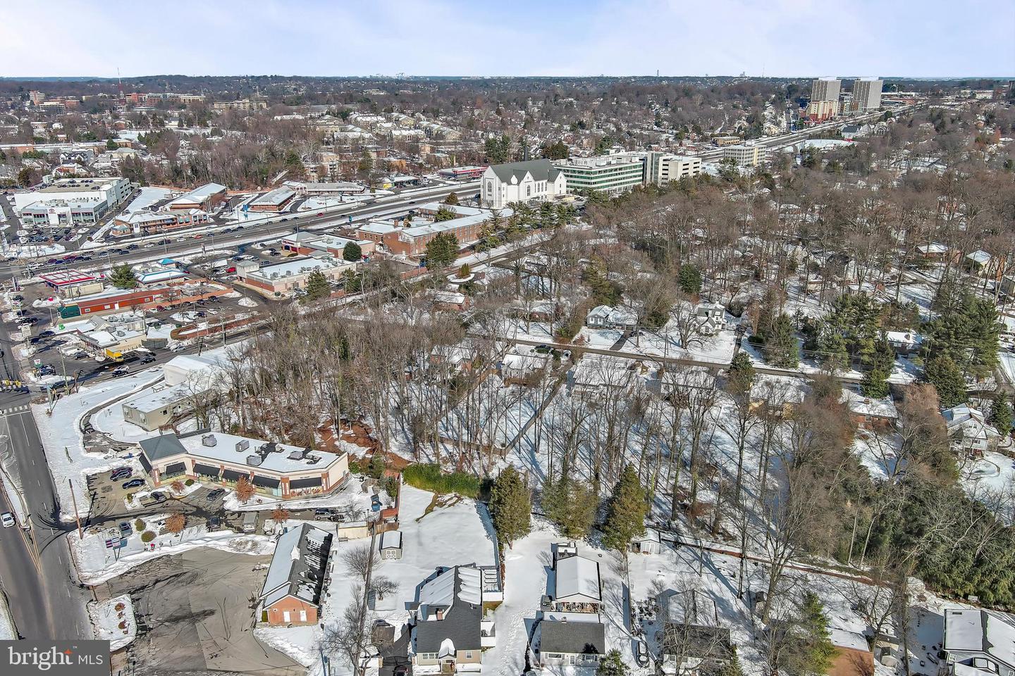 3031 DASHIELL RD, FALLS CHURCH, Virginia 22042, 5 Bedrooms Bedrooms, ,3 BathroomsBathrooms,Residential,For sale,3031 DASHIELL RD,VAFX2289424 MLS # VAFX2289424