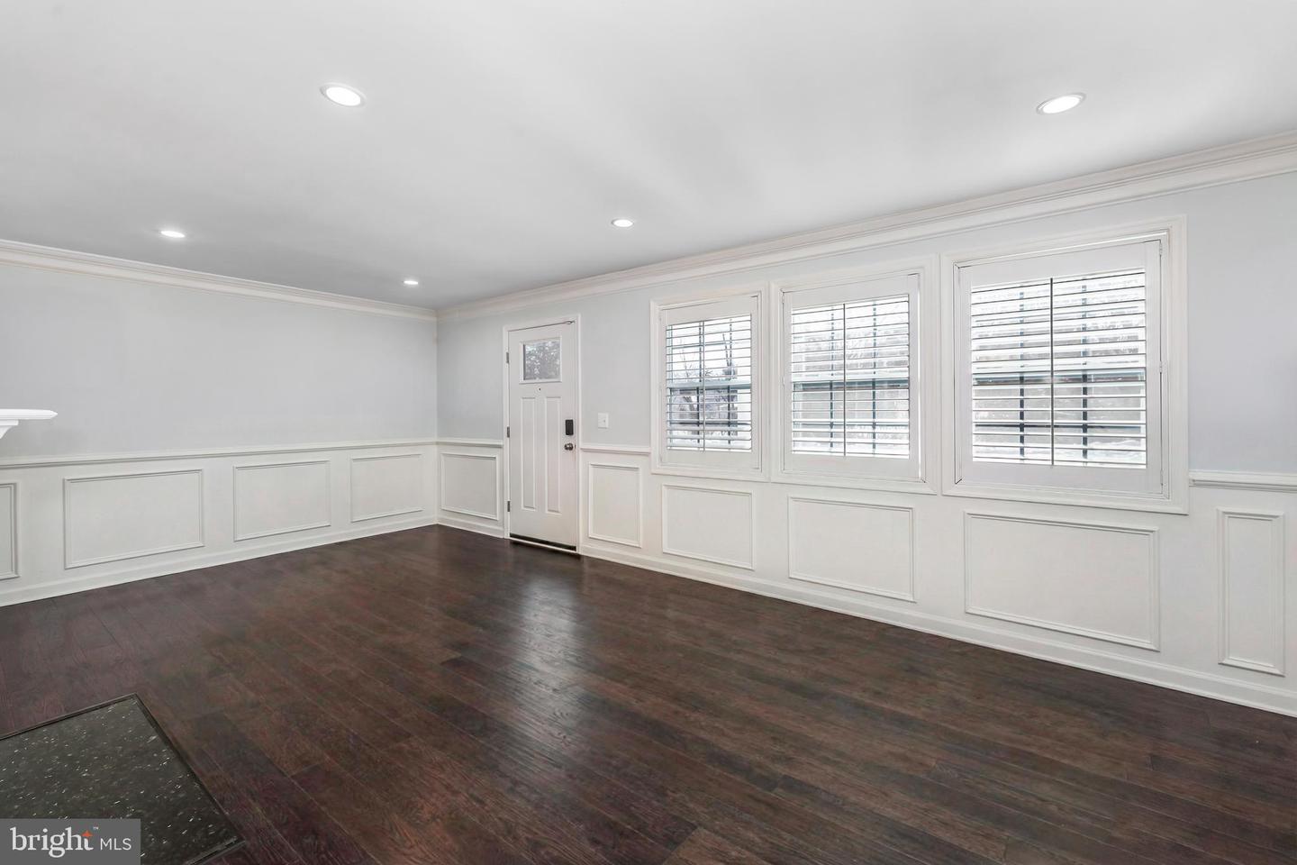 3031 DASHIELL RD, FALLS CHURCH, Virginia 22042, 5 Bedrooms Bedrooms, ,3 BathroomsBathrooms,Residential,For sale,3031 DASHIELL RD,VAFX2289424 MLS # VAFX2289424