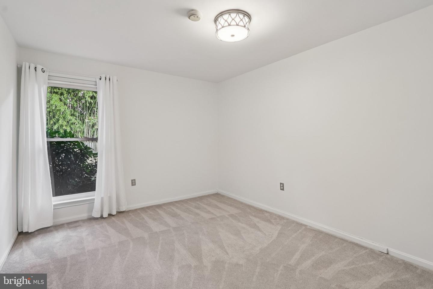 3769 PERSIMMON CIR, FAIRFAX, Virginia 22031, 2 Bedrooms Bedrooms, 6 Rooms Rooms,2 BathroomsBathrooms,Residential,For sale,3769 PERSIMMON CIR,VAFX2289486 MLS # VAFX2289486