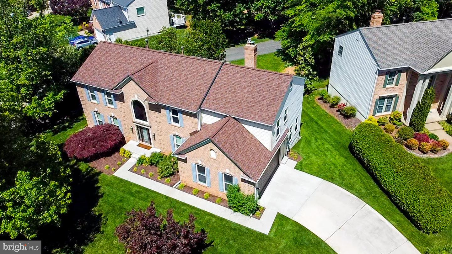 5408 HEATHERFORD CT, FAIRFAX, Virginia 22030, 4 Bedrooms Bedrooms, ,3 BathroomsBathrooms,Residential,For sale,5408 HEATHERFORD CT,VAFX2289490 MLS # VAFX2289490