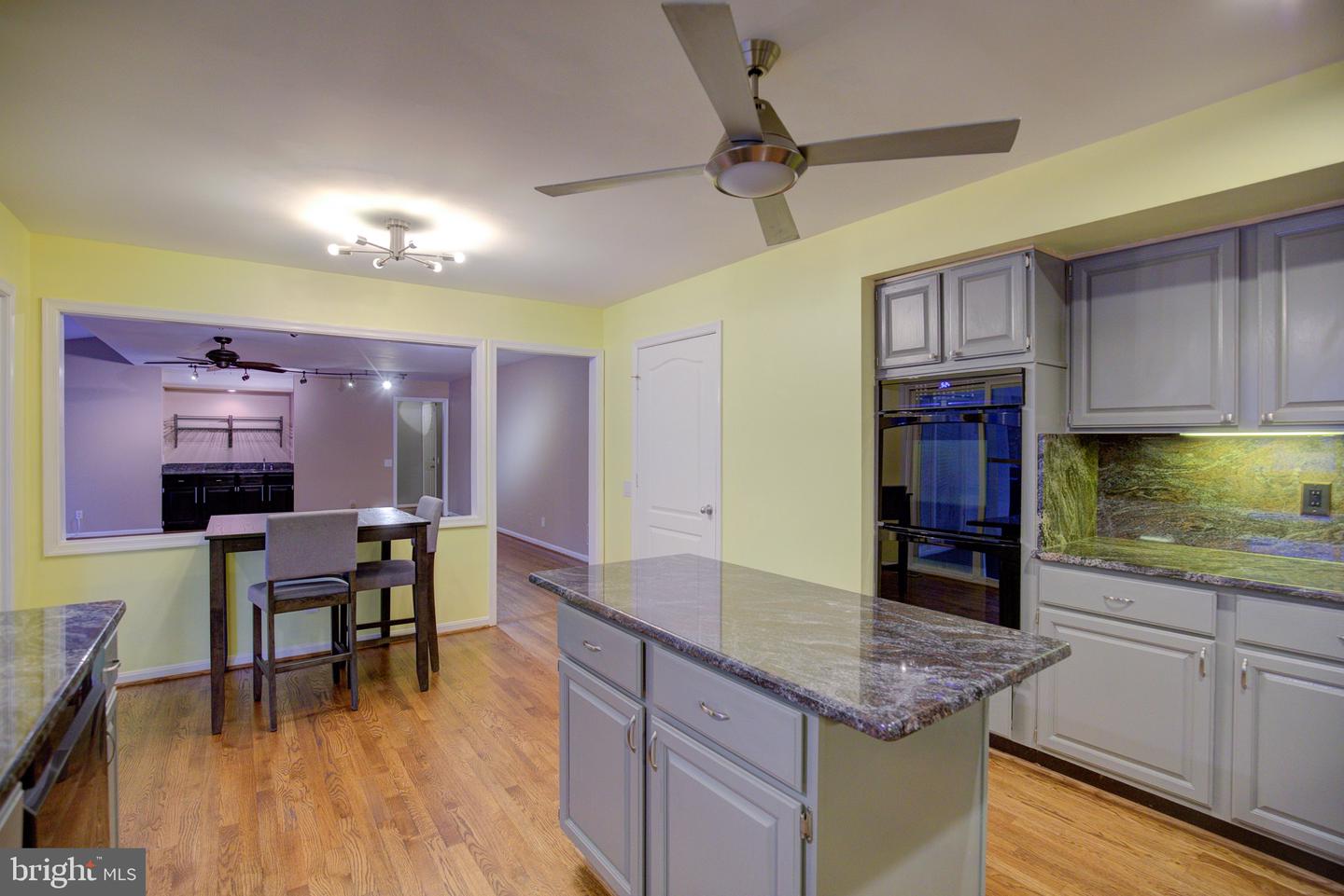 5408 HEATHERFORD CT, FAIRFAX, Virginia 22030, 4 Bedrooms Bedrooms, ,3 BathroomsBathrooms,Residential,For sale,5408 HEATHERFORD CT,VAFX2289490 MLS # VAFX2289490