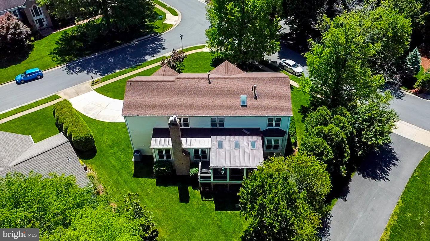 5408 HEATHERFORD CT, FAIRFAX, Virginia 22030, 4 Bedrooms Bedrooms, ,3 BathroomsBathrooms,Residential,For sale,5408 HEATHERFORD CT,VAFX2289490 MLS # VAFX2289490