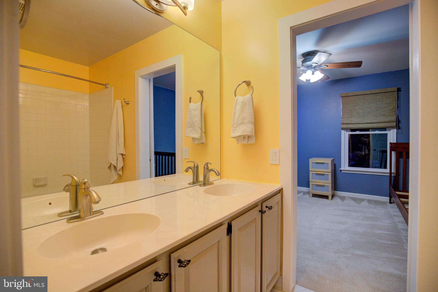 5408 HEATHERFORD CT, FAIRFAX, Virginia 22030, 4 Bedrooms Bedrooms, ,3 BathroomsBathrooms,Residential,For sale,5408 HEATHERFORD CT,VAFX2289490 MLS # VAFX2289490