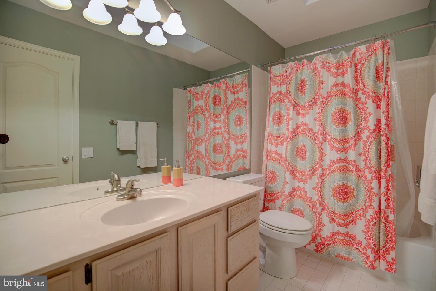 5408 HEATHERFORD CT, FAIRFAX, Virginia 22030, 4 Bedrooms Bedrooms, ,3 BathroomsBathrooms,Residential,For sale,5408 HEATHERFORD CT,VAFX2289490 MLS # VAFX2289490