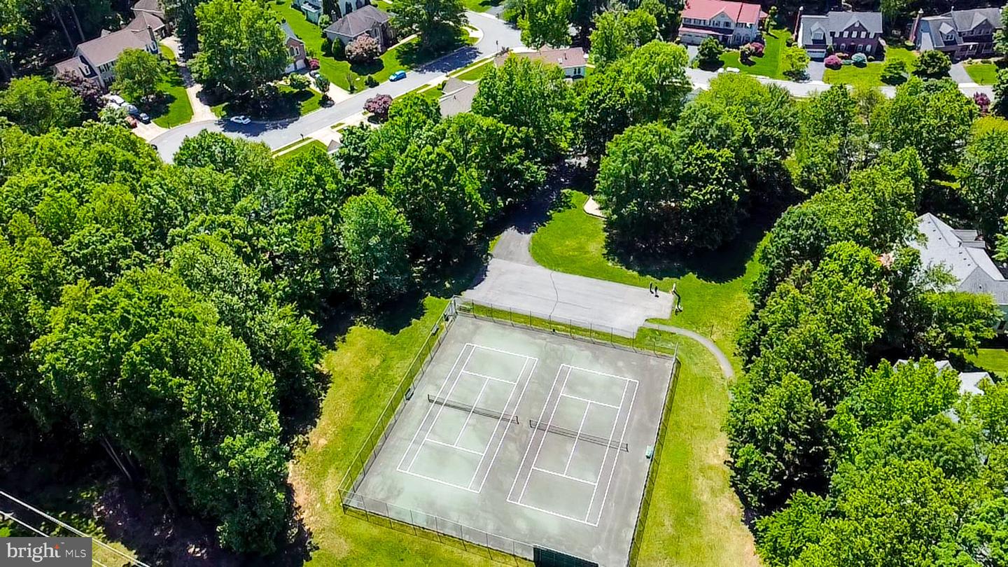 5408 HEATHERFORD CT, FAIRFAX, Virginia 22030, 4 Bedrooms Bedrooms, ,3 BathroomsBathrooms,Residential,For sale,5408 HEATHERFORD CT,VAFX2289490 MLS # VAFX2289490