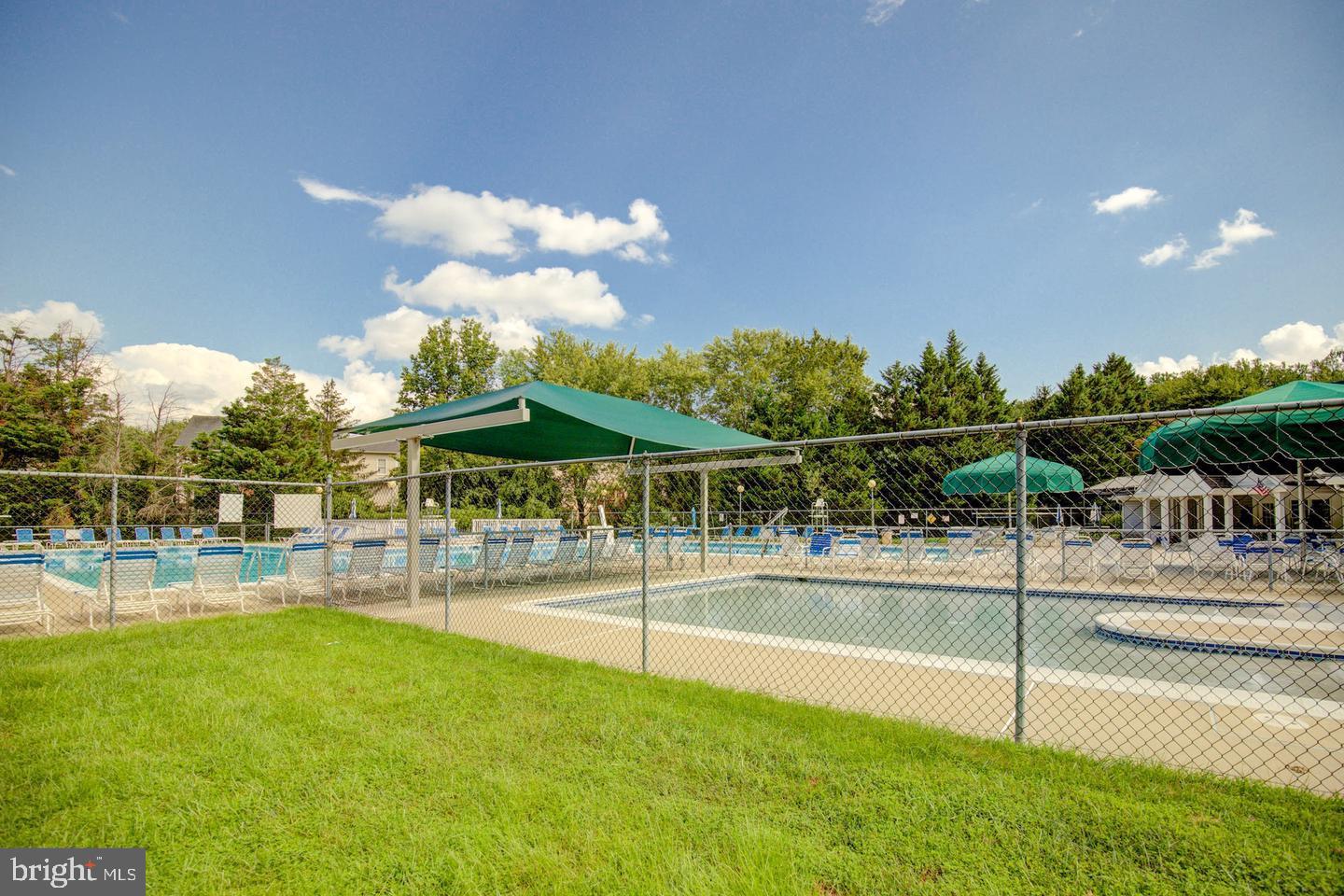 5408 HEATHERFORD CT, FAIRFAX, Virginia 22030, 4 Bedrooms Bedrooms, ,3 BathroomsBathrooms,Residential,For sale,5408 HEATHERFORD CT,VAFX2289490 MLS # VAFX2289490