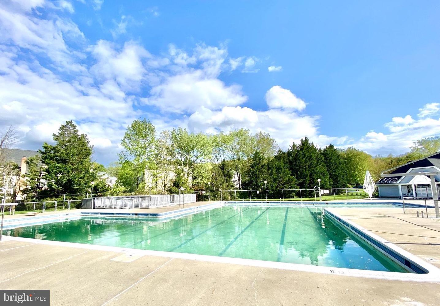 5408 HEATHERFORD CT, FAIRFAX, Virginia 22030, 4 Bedrooms Bedrooms, ,3 BathroomsBathrooms,Residential,For sale,5408 HEATHERFORD CT,VAFX2289490 MLS # VAFX2289490