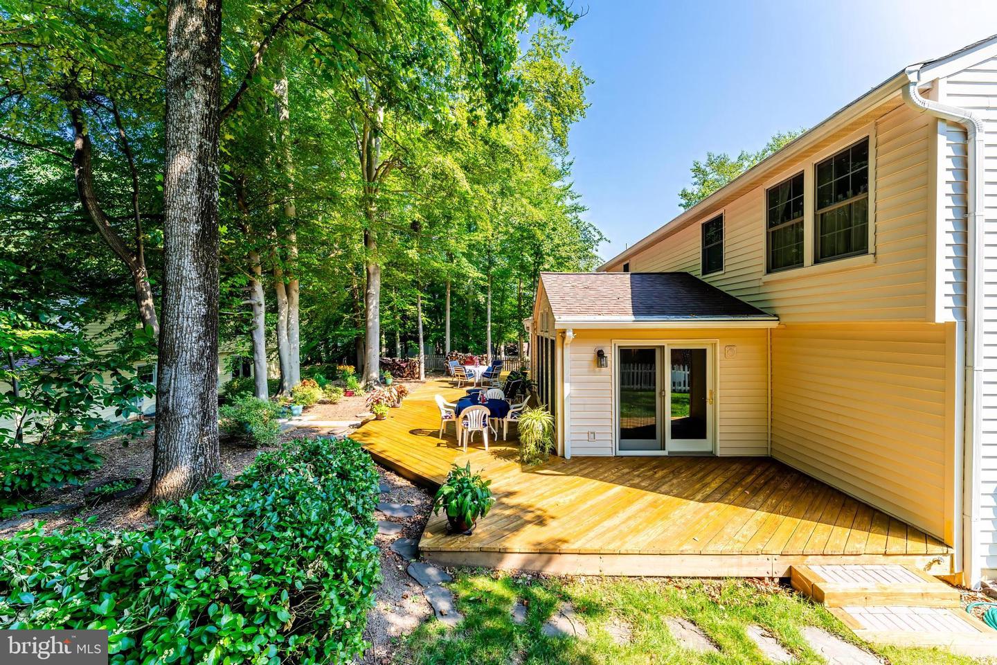 7752 GAMID DR, SPRINGFIELD, Virginia 22153, 5 Bedrooms Bedrooms, ,2 BathroomsBathrooms,Residential,For sale,7752 GAMID DR,VAFX2289504 MLS # VAFX2289504