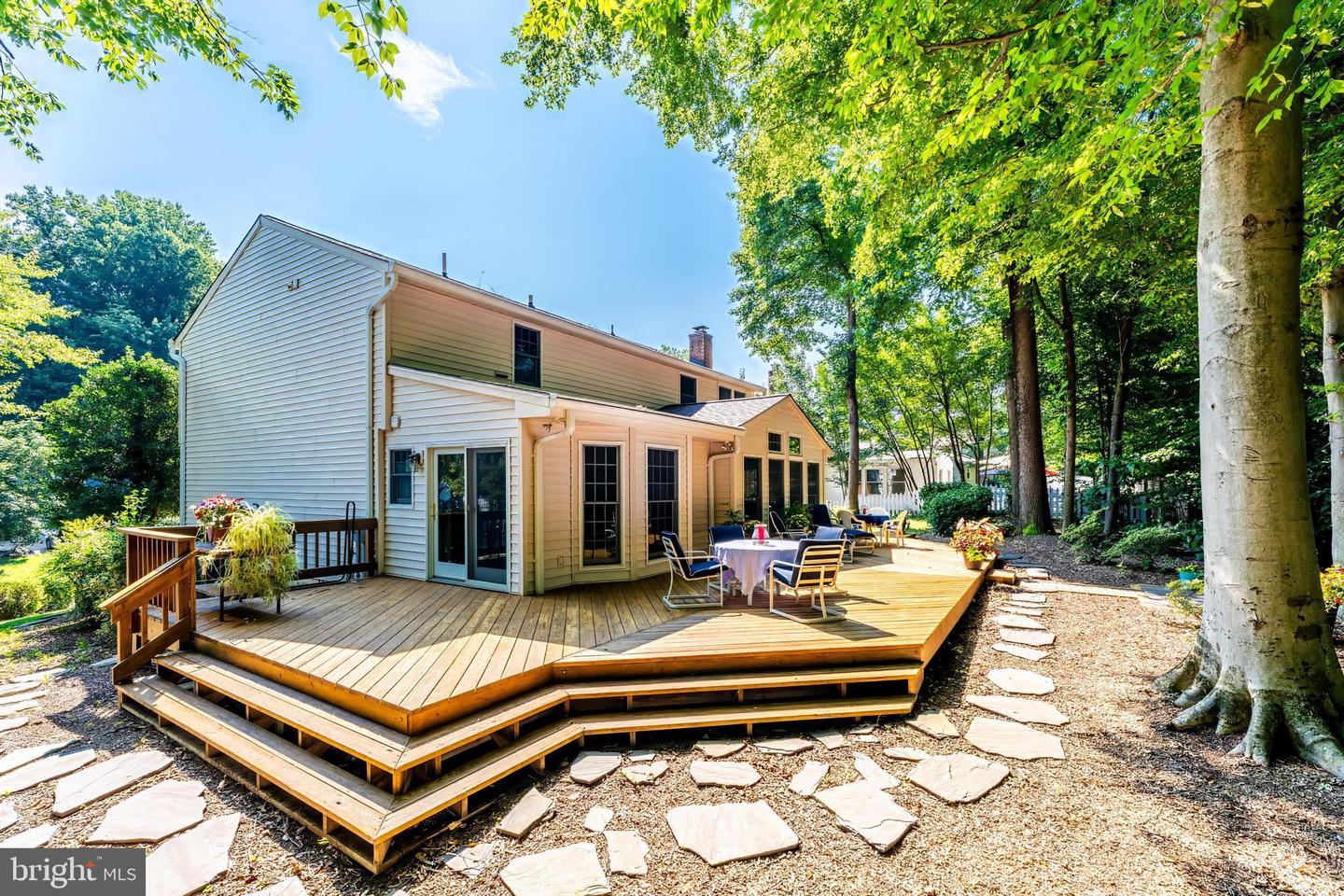 7752 GAMID DR, SPRINGFIELD, Virginia 22153, 5 Bedrooms Bedrooms, ,2 BathroomsBathrooms,Residential,For sale,7752 GAMID DR,VAFX2289504 MLS # VAFX2289504