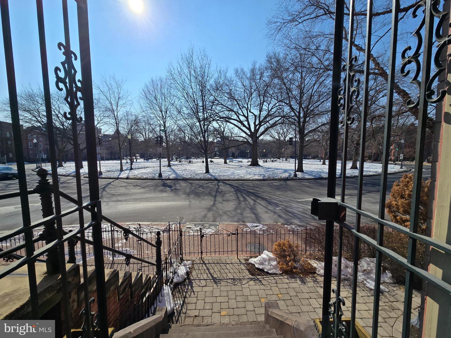 17 LOGAN CIR NW, WASHINGTON, District Of Columbia 20005, 6 Bedrooms Bedrooms, ,3 BathroomsBathrooms,Residential,For sale,17 LOGAN CIR NW,DCDC2245054 MLS # DCDC2245054