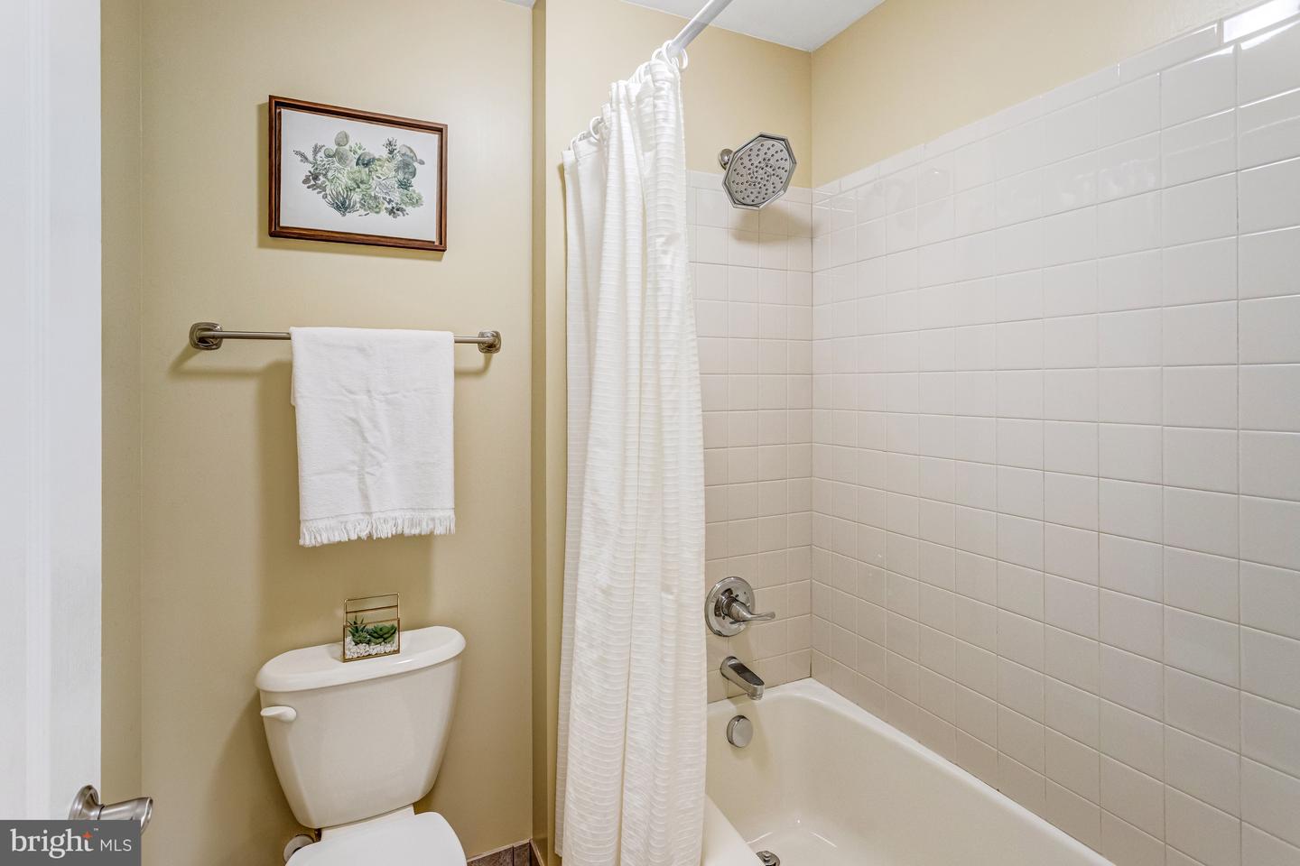 25 RHONDA CT, STAFFORD, Virginia 22556, 4 Bedrooms Bedrooms, ,3 BathroomsBathrooms,Residential,For sale,25 RHONDA CT,VAST2045868 MLS # VAST2045868