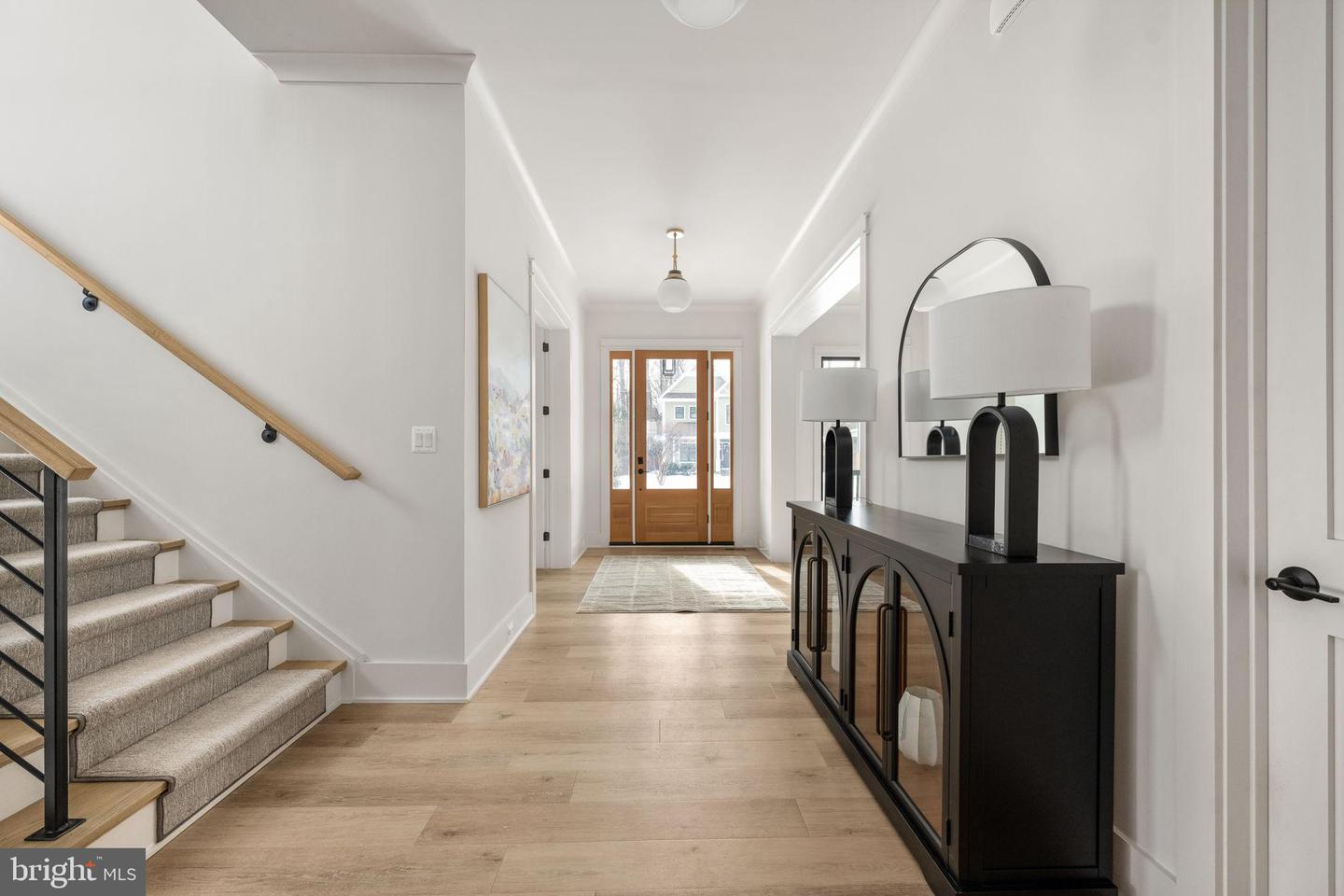 516 VALLEY DR SE, VIENNA, Virginia 22180, 6 Bedrooms Bedrooms, 23 Rooms Rooms,6 BathroomsBathrooms,Residential,For sale,516 VALLEY DR SE,VAFX2289572 MLS # VAFX2289572