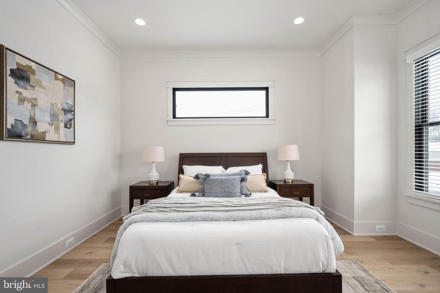 516 VALLEY DR SE, VIENNA, Virginia 22180, 6 Bedrooms Bedrooms, 23 Rooms Rooms,6 BathroomsBathrooms,Residential,For sale,516 VALLEY DR SE,VAFX2289572 MLS # VAFX2289572